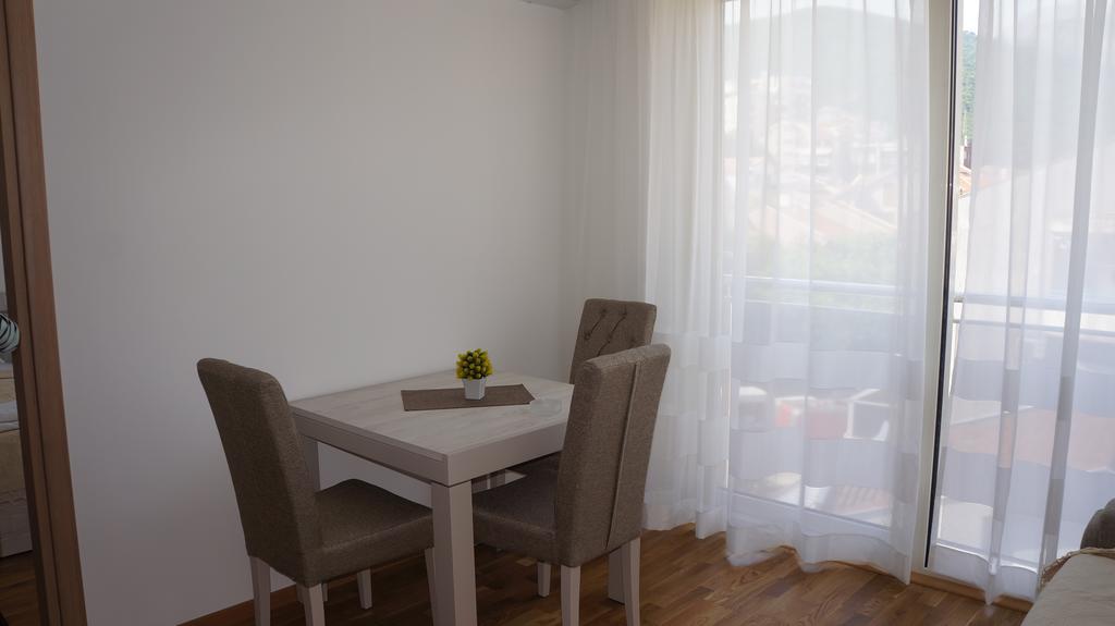 Apartments Lora Bokeljske Brigade Budva Exterior foto